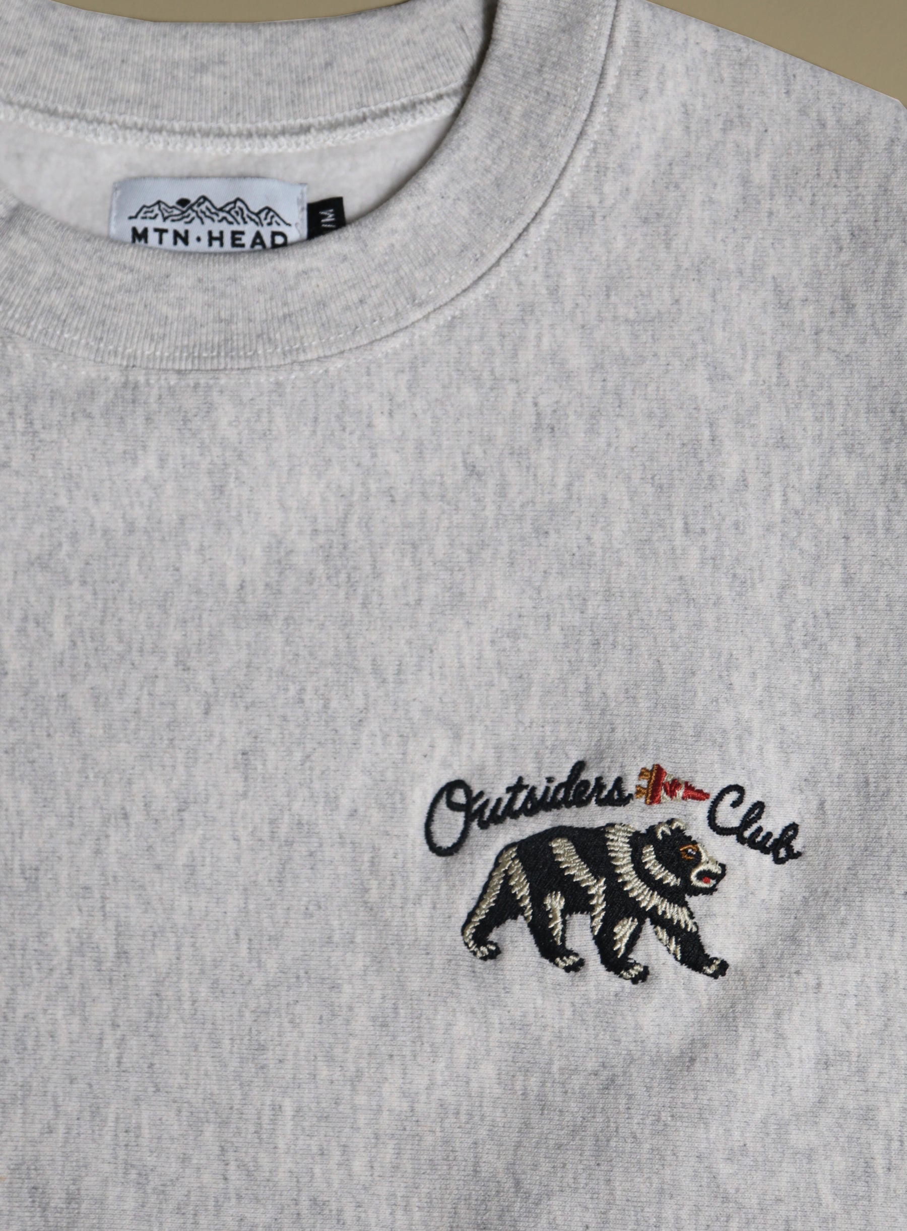 Sweatshirts & Hoodies