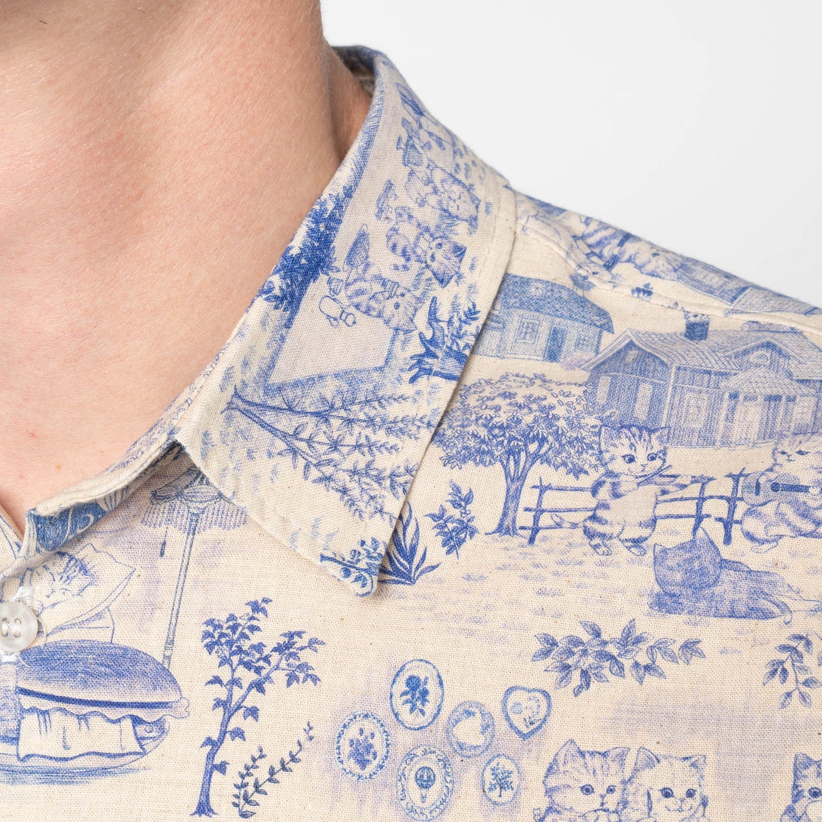 True Shirt - Linen Cats - Blue