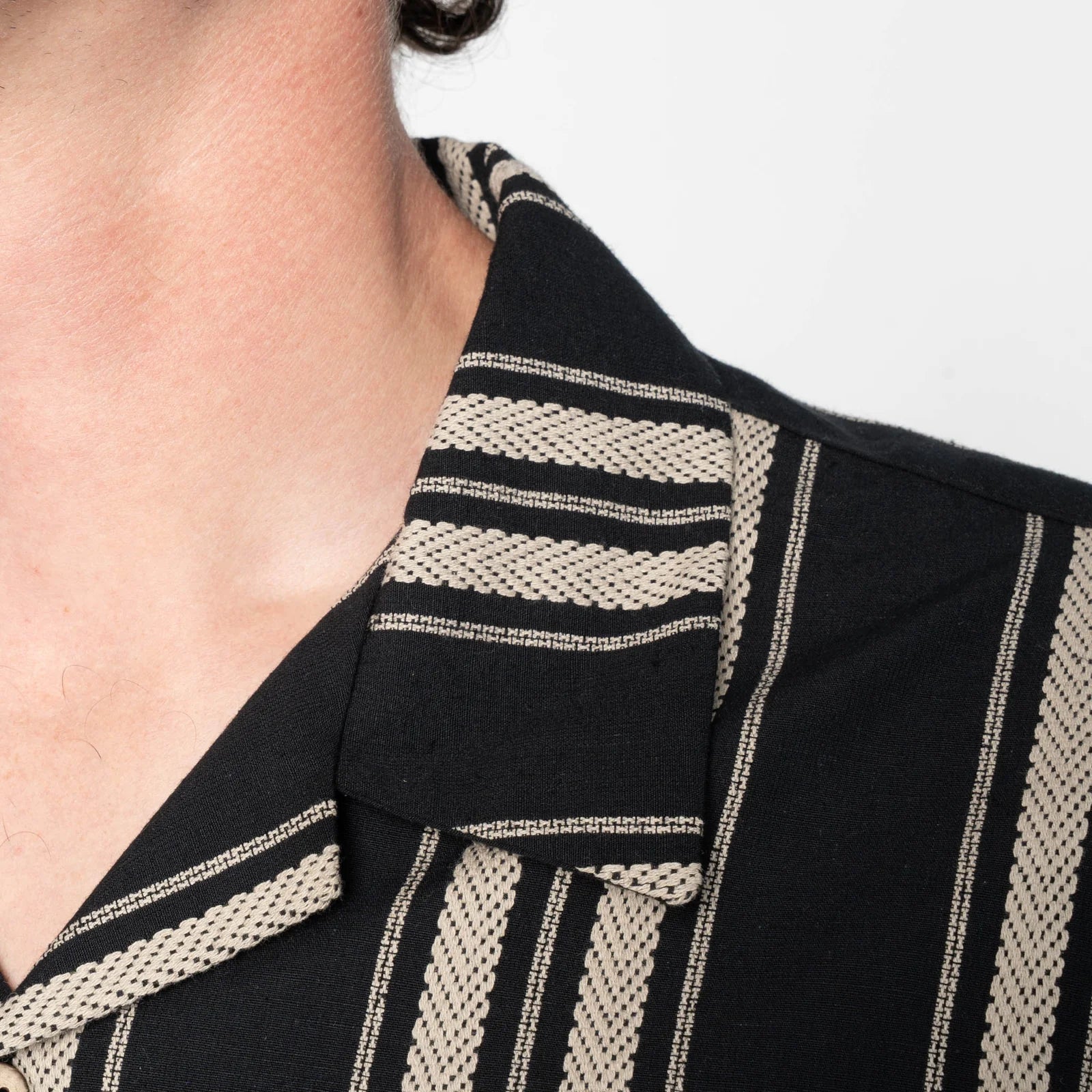 Aloha Shirt - Dobby Bands - Black