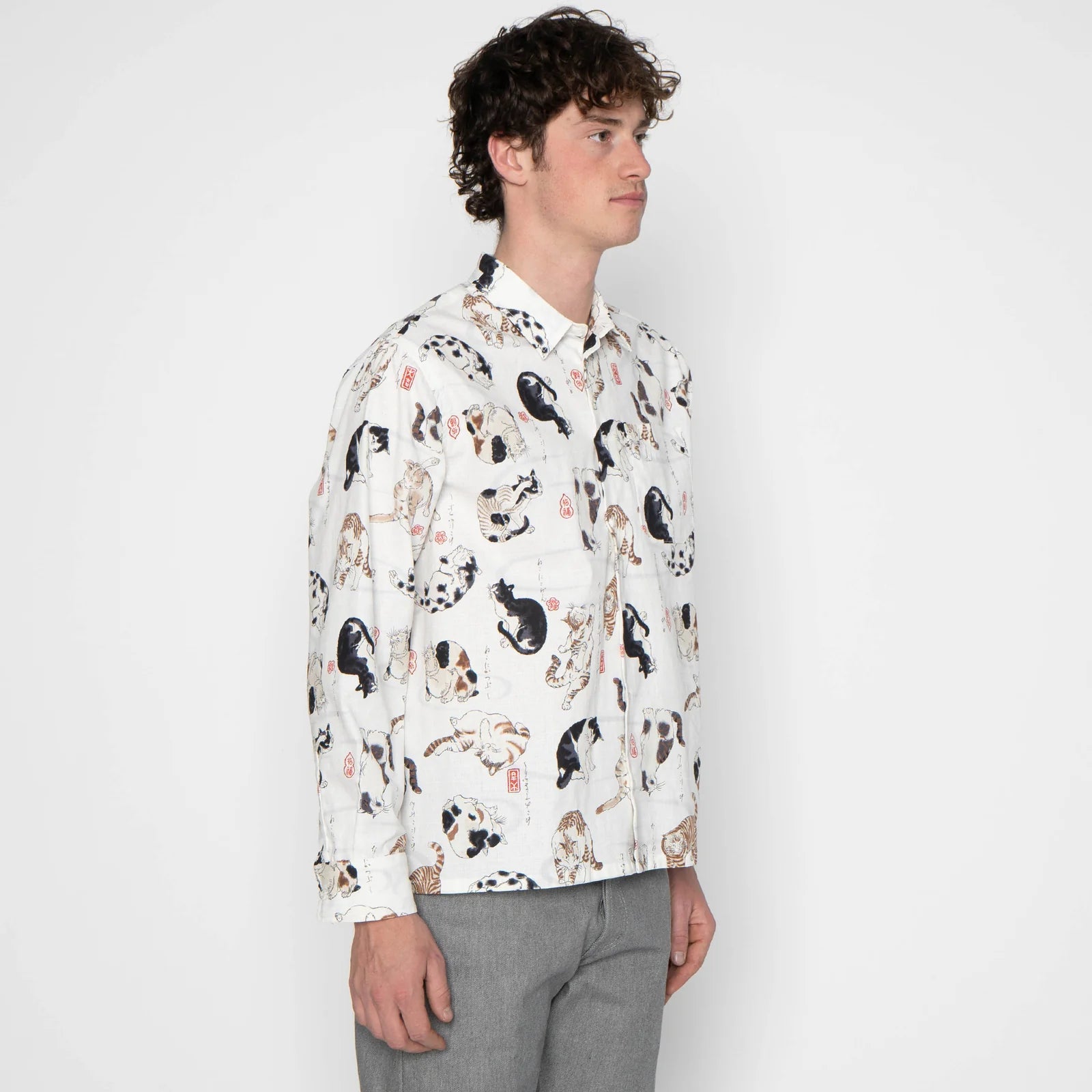 True Shirt - Japanese Neko Cats
