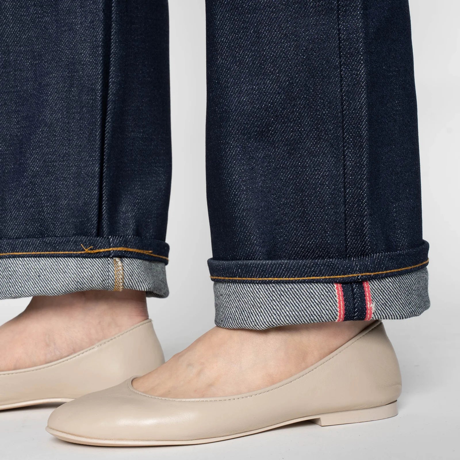 True Girl - Elephant 14 - Dirty Elephant