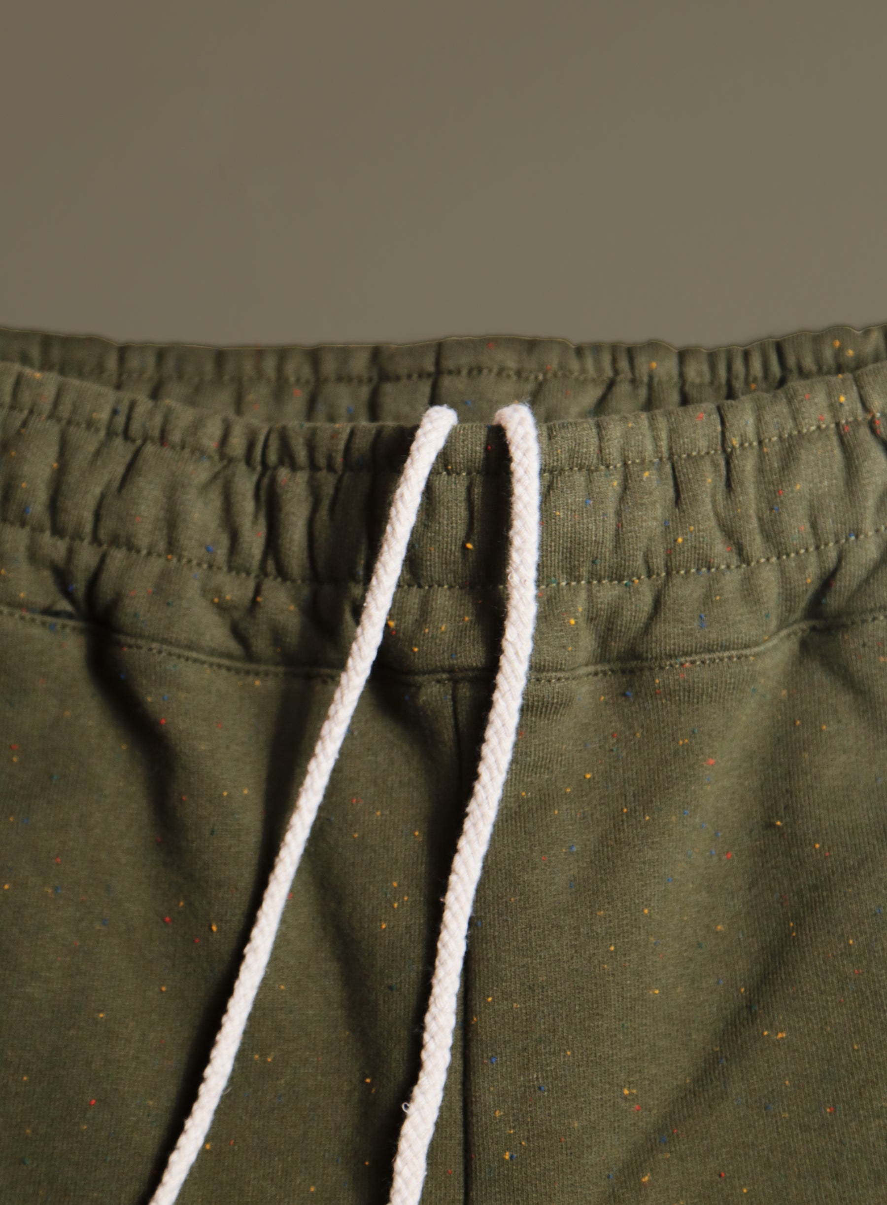 Roamer Short - Army Green Rainbow Speckle